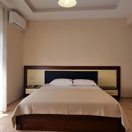 Hotel Jali Himarë Extérieur photo