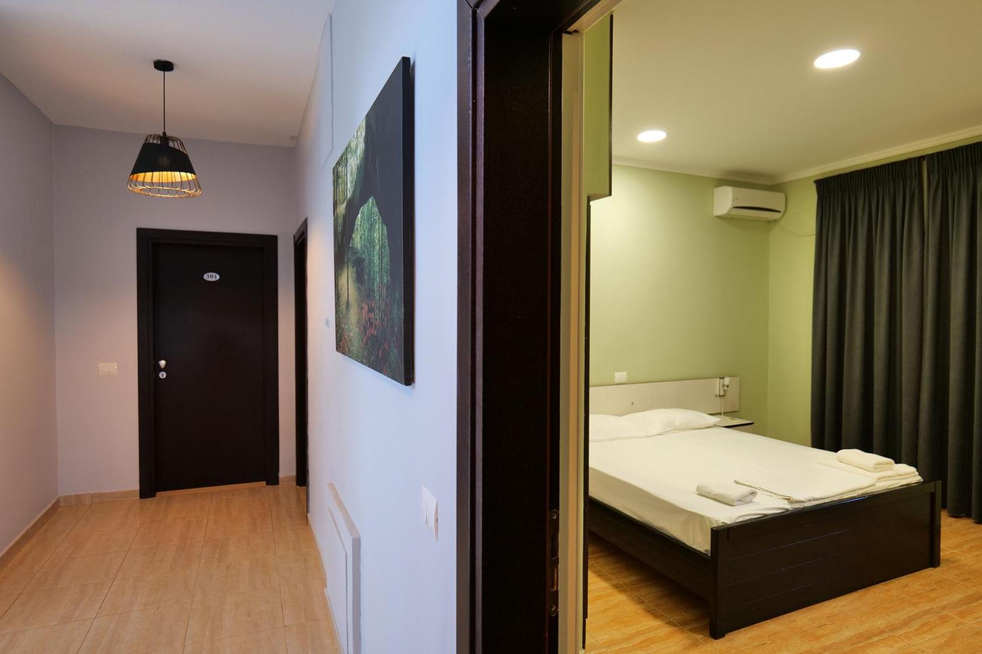 Hotel Jali Himarë Extérieur photo