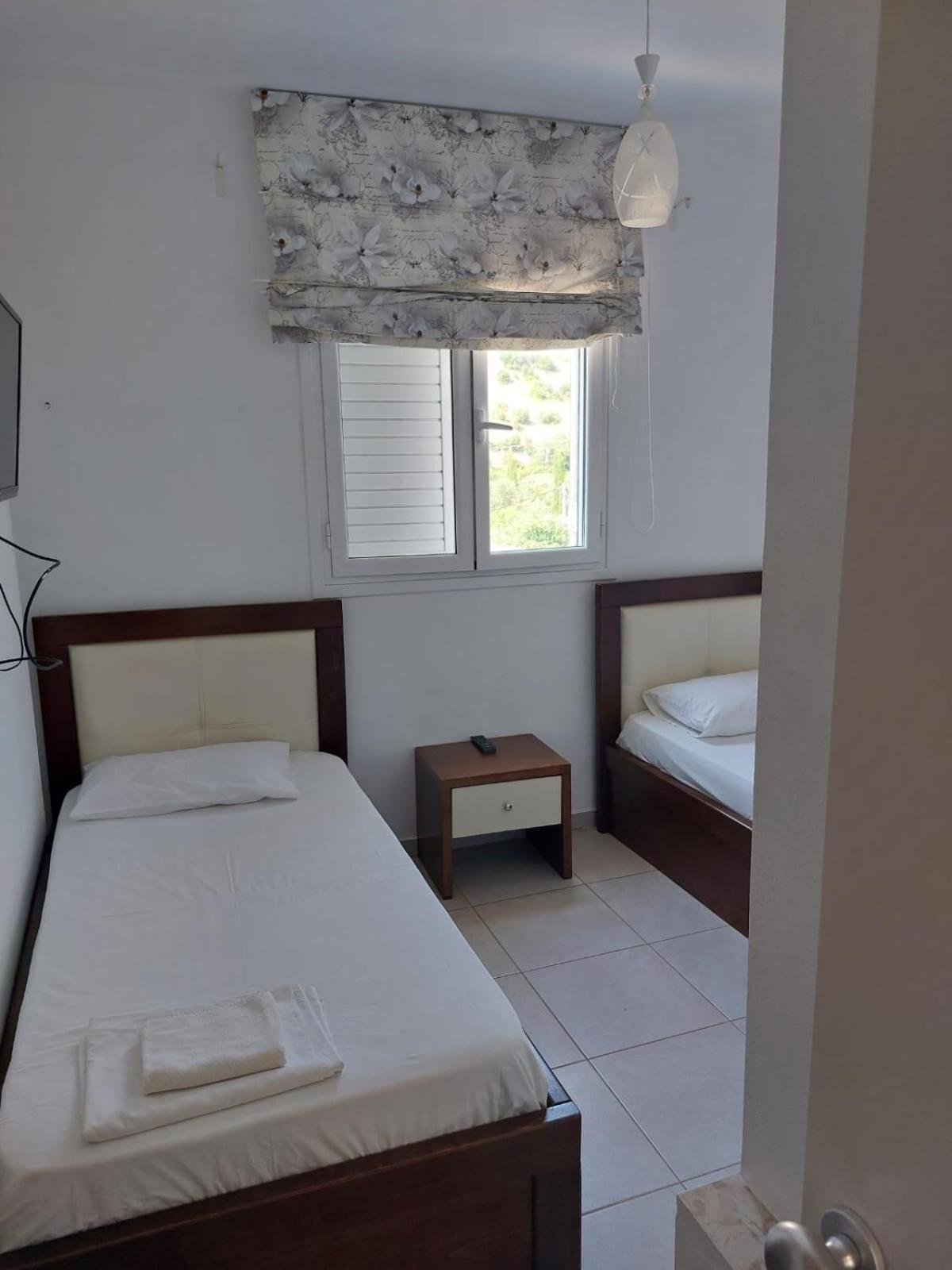 Hotel Jali Himarë Extérieur photo